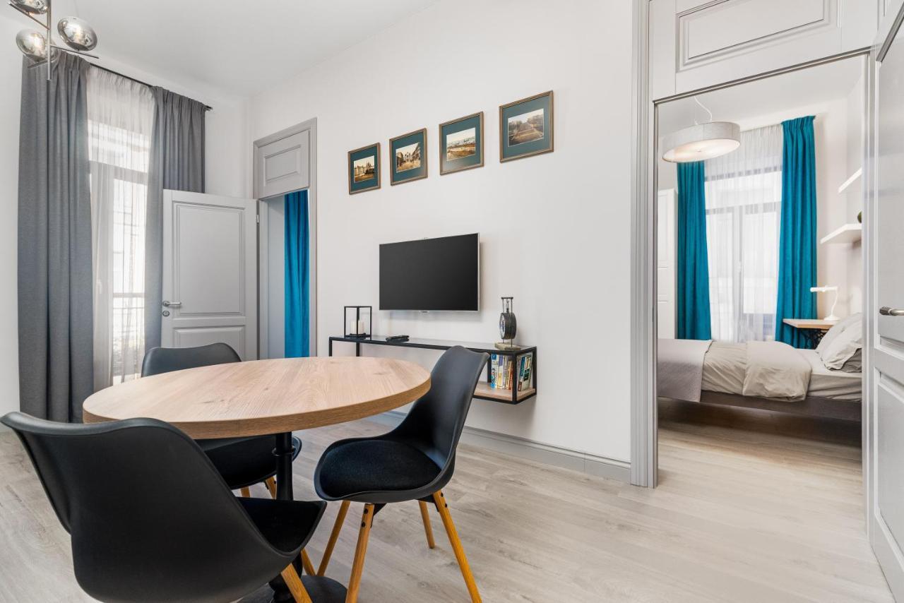 Appartement Квартира С Балконом И 2 Спальнями "Na Knyazheskoy" à Odessa Extérieur photo