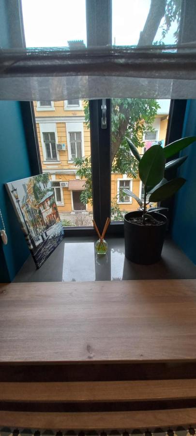 Appartement Квартира С Балконом И 2 Спальнями "Na Knyazheskoy" à Odessa Extérieur photo